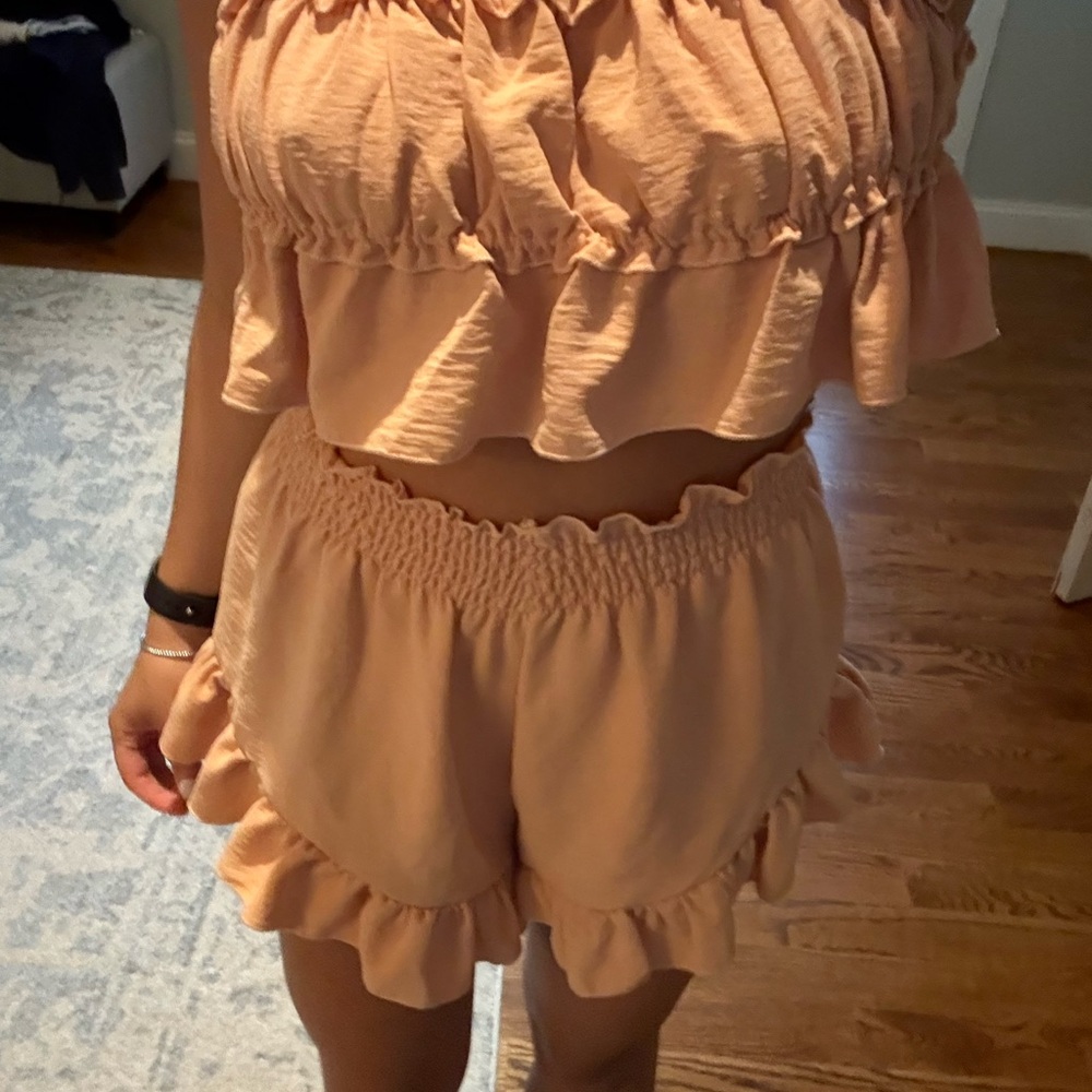 Papermoon Ruffle Two Piece Peach Set 🍑 - Picture 4 of 4